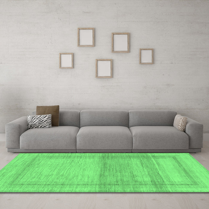 Machine Washable Abstract Emerald Green Modern Area Rugs in a Living Room,, wshabs1335emgrn