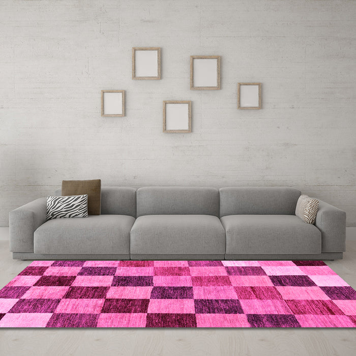 Machine Washable Checkered Pink Modern Rug in a Living Room, wshabs133pnk