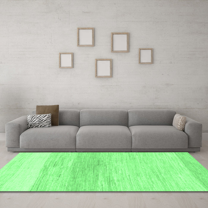 Machine Washable Solid Emerald Green Modern Area Rugs in a Living Room,, wshabs1356emgrn