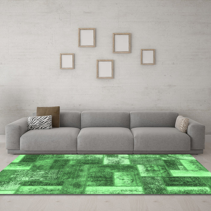 Machine Washable Patchwork Emerald Green Transitional Area Rugs in a Living Room,, wshabs1358emgrn