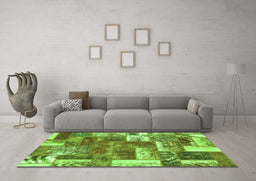 Machine Washable Patchwork Green Transitional Area Rugs in a Living Room,, wshabs1358grn
