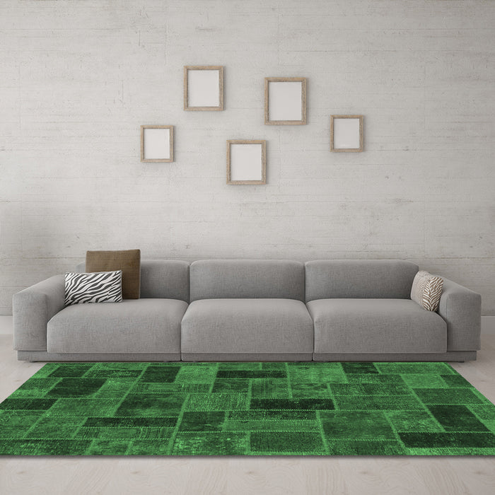 Machine Washable Abstract Emerald Green Modern Area Rugs in a Living Room,, wshabs1360emgrn