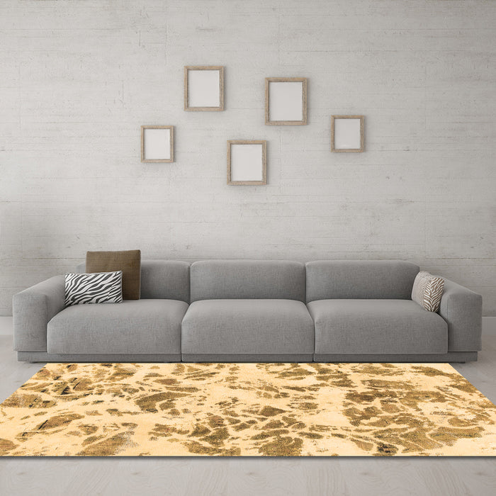 Machine Washable Abstract Brown Modern Rug in a Living Room,, wshabs1367brn