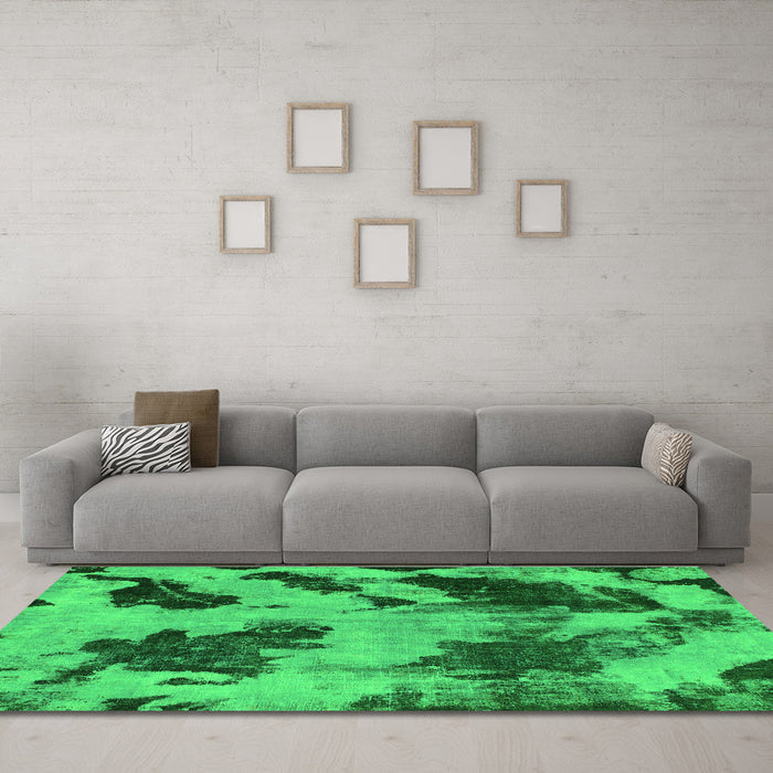 Machine Washable Abstract Green Modern Area Rugs in a Living Room,, wshabs1371grn