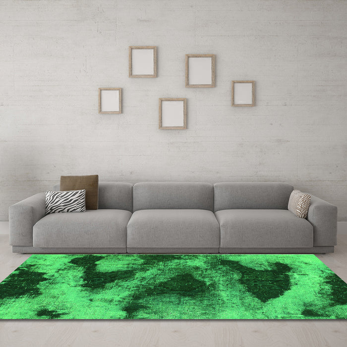 Machine Washable Abstract Green Modern Area Rugs in a Living Room,, wshabs1372grn