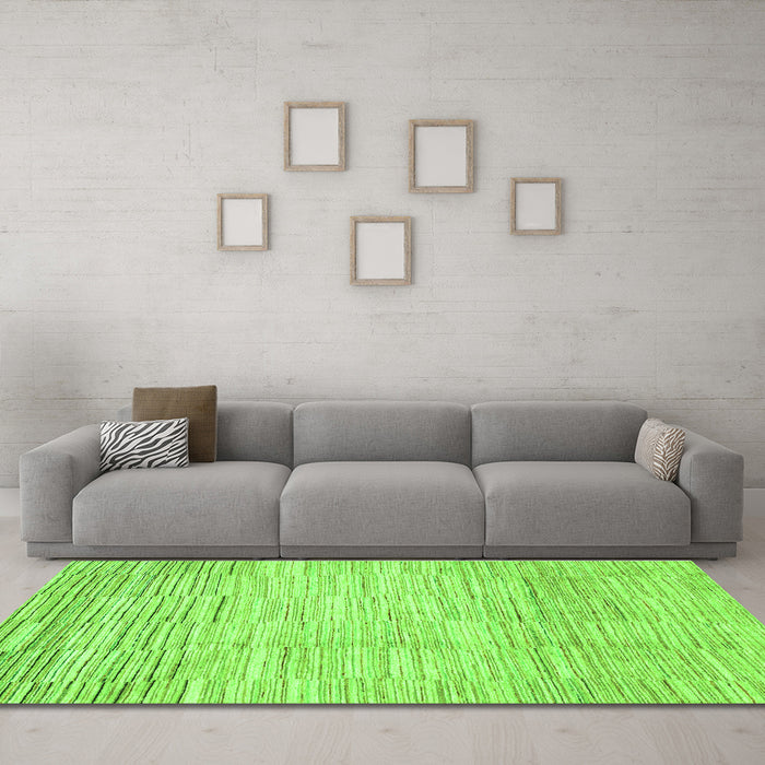 Machine Washable Solid Green Modern Area Rugs in a Living Room,, wshabs1377grn