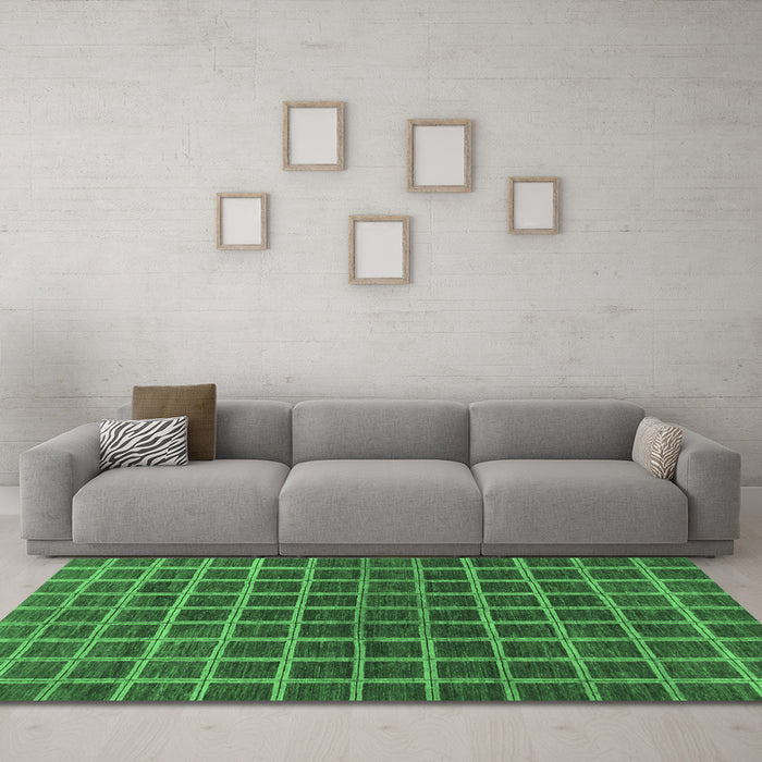 Machine Washable Checkered Emerald Green Modern Area Rugs in a Living Room,, wshabs1384emgrn