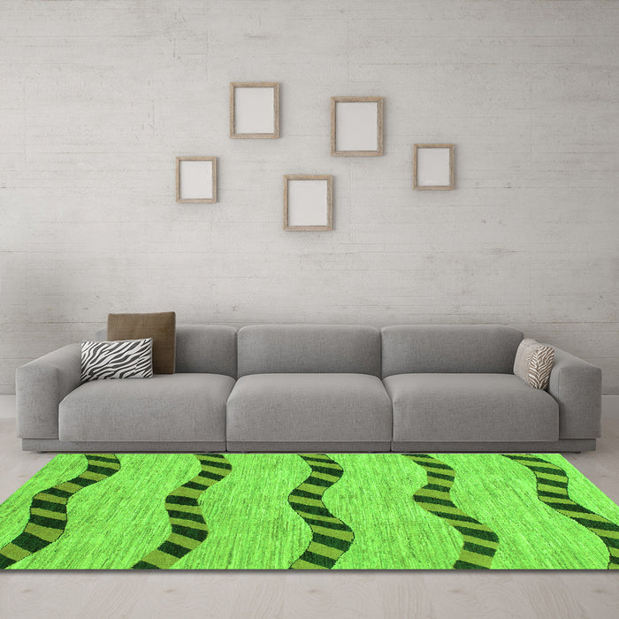 Machine Washable Abstract Green Modern Area Rugs in a Living Room,, wshabs1387grn