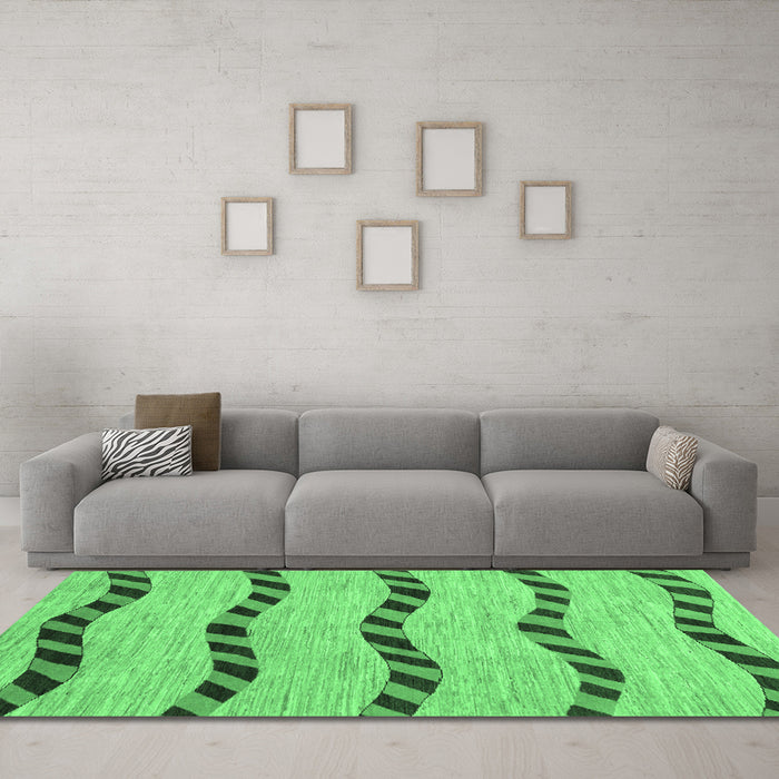 Machine Washable Abstract Emerald Green Modern Area Rugs in a Living Room,, wshabs1387emgrn