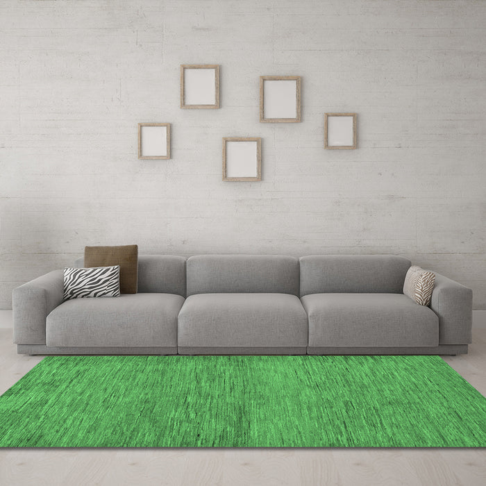 Machine Washable Abstract Emerald Green Modern Area Rugs in a Living Room,, wshabs138emgrn