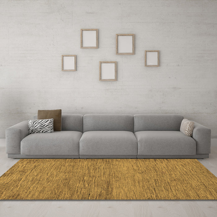 Machine Washable Abstract Brown Modern Rug in a Living Room,, wshabs138brn