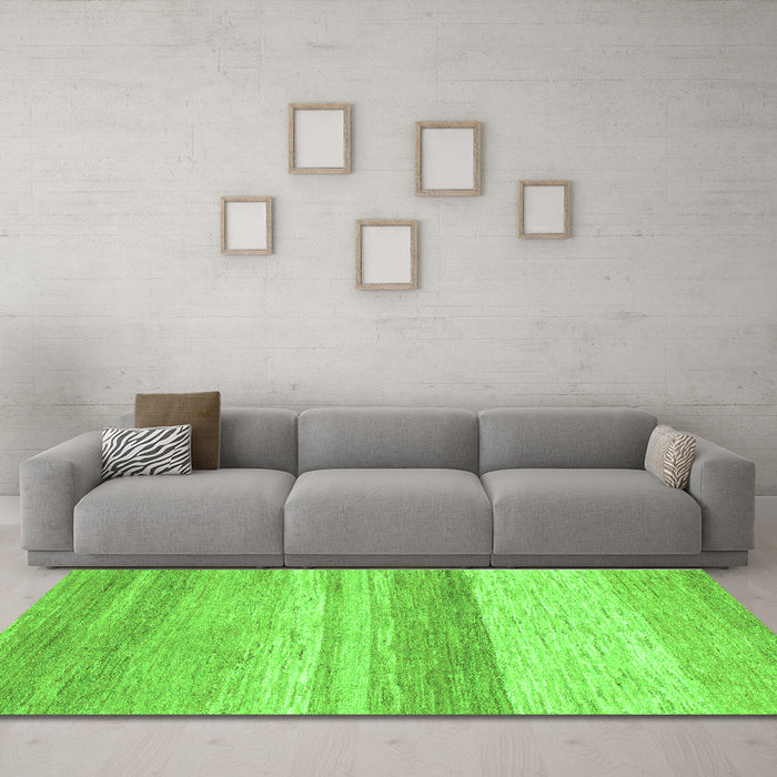 Machine Washable Abstract Green Modern Area Rugs in a Living Room,, wshabs1391grn