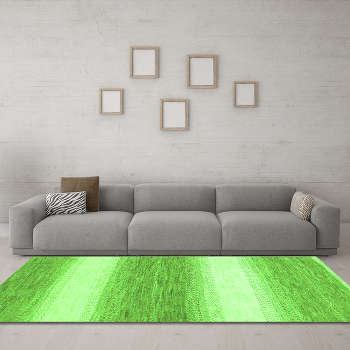 Machine Washable Abstract Green Modern Area Rugs in a Living Room,, wshabs1397grn