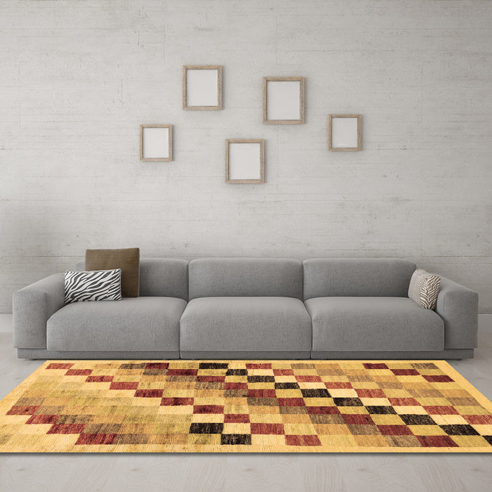 Machine Washable Checkered Brown Modern Rug in a Living Room,, wshabs139brn