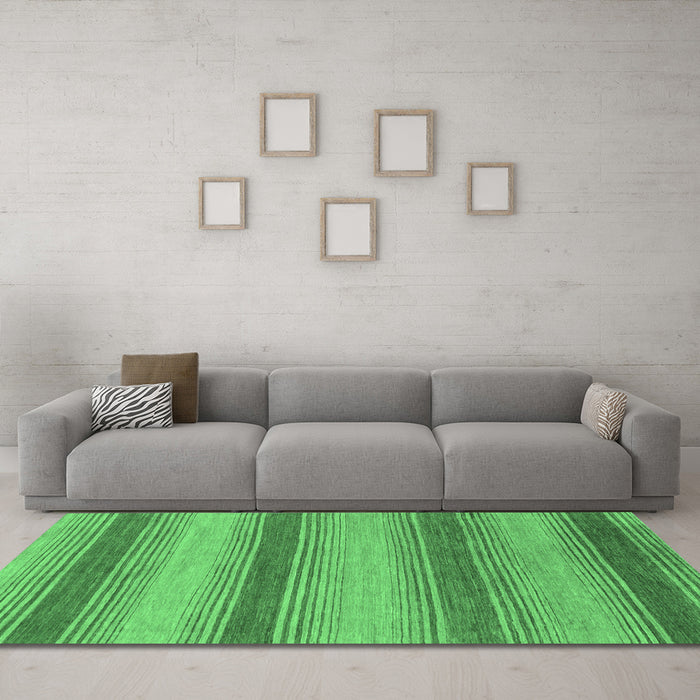 Machine Washable Abstract Emerald Green Modern Area Rugs in a Living Room,, wshabs1410emgrn
