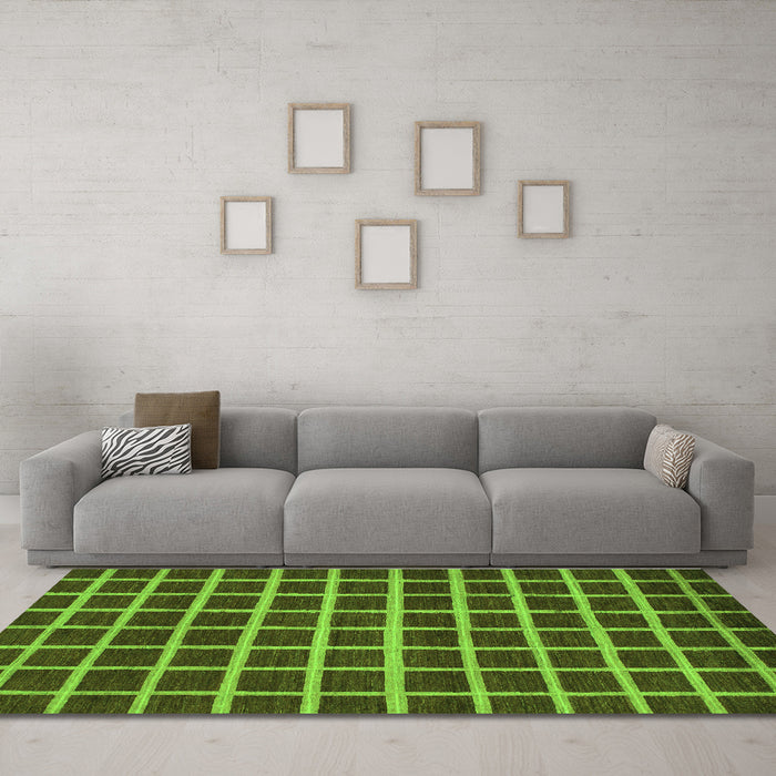 Machine Washable Checkered Green Modern Area Rugs in a Living Room,, wshabs1418grn