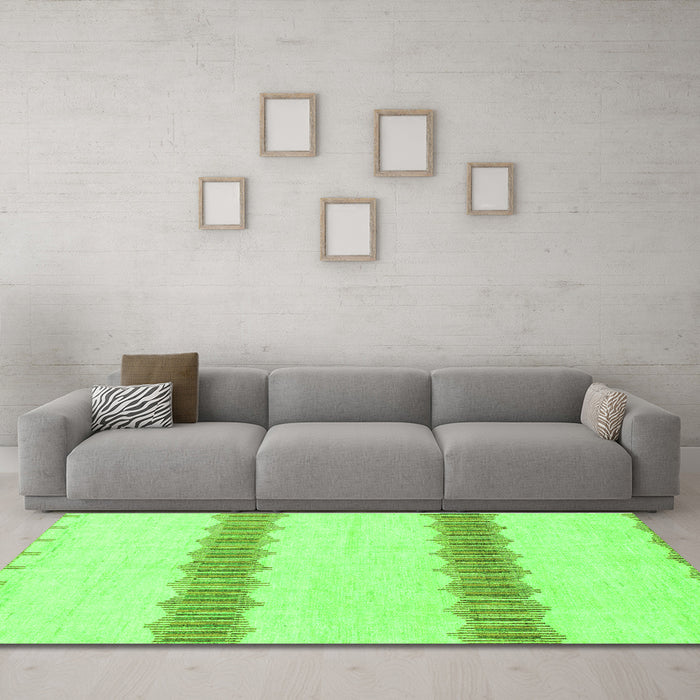 Machine Washable Solid Green Modern Area Rugs in a Living Room,, wshabs1423grn