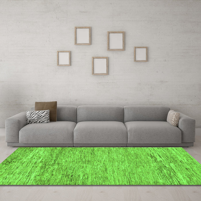 Machine Washable Abstract Green Modern Area Rugs in a Living Room,, wshabs142grn