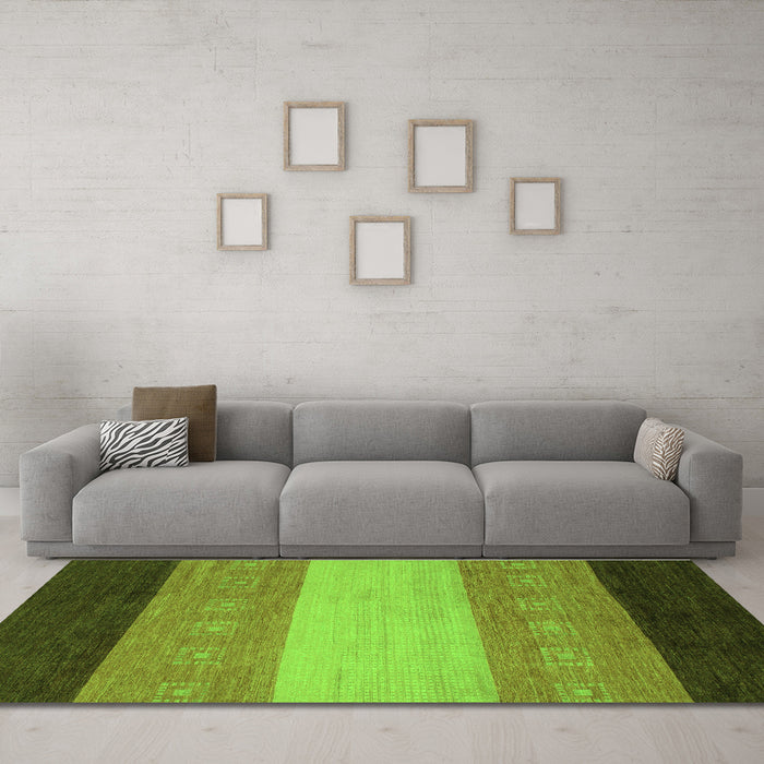 Machine Washable Abstract Green Modern Area Rugs in a Living Room,, wshabs1446grn