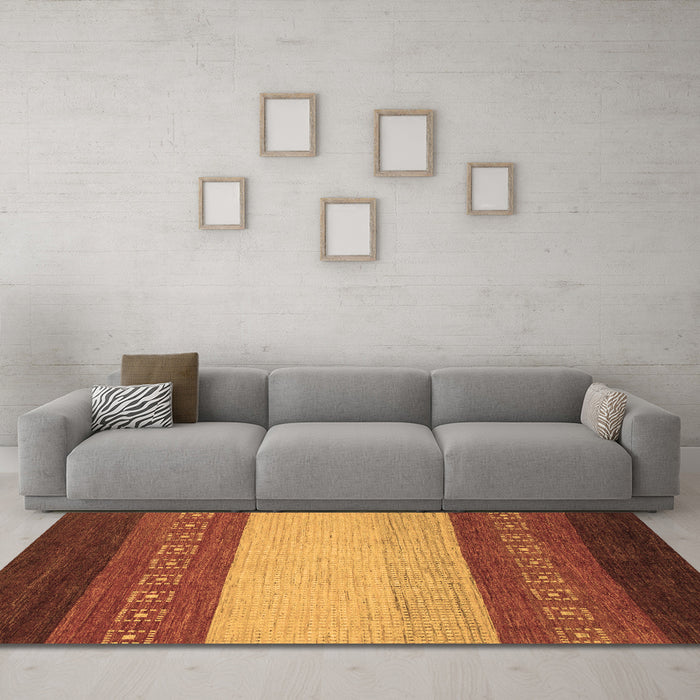 Machine Washable Abstract Brown Modern Rug in a Living Room,, wshabs1449brn
