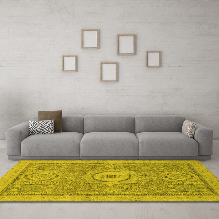 Machine Washable Abstract Yellow Modern Rug in a Living Room, wshabs1463yw