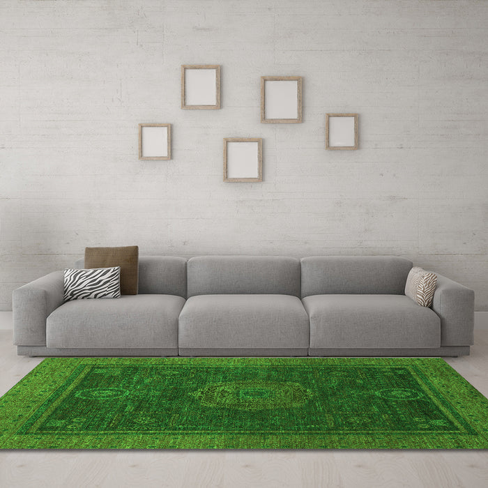 Machine Washable Abstract Green Modern Area Rugs in a Living Room,, wshabs1464grn