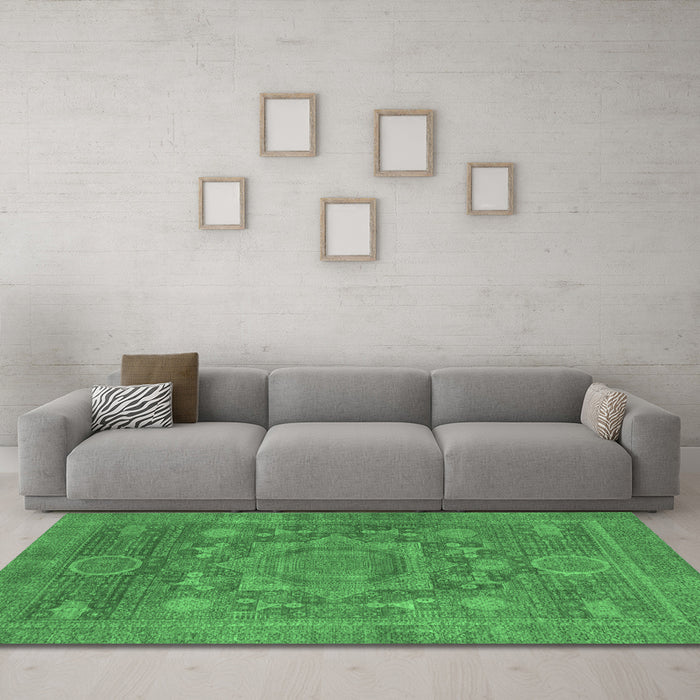 Machine Washable Oriental Emerald Green Modern Area Rugs in a Living Room,, wshabs1469emgrn