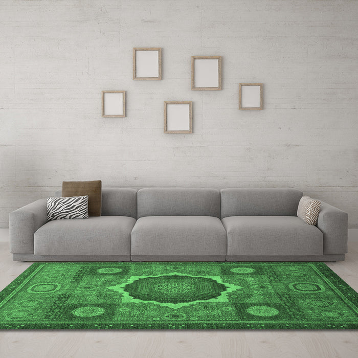 Machine Washable Oriental Emerald Green Modern Area Rugs in a Living Room,, wshabs1473emgrn