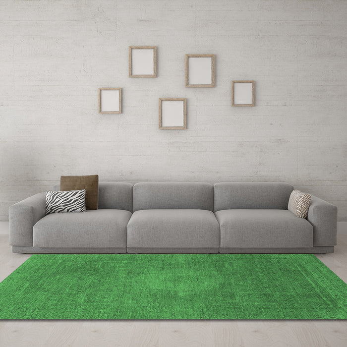Machine Washable Oriental Emerald Green Modern Area Rugs in a Living Room,, wshabs1479emgrn