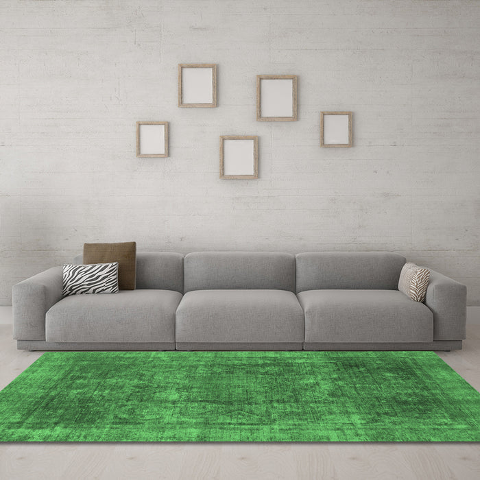 Machine Washable Oriental Emerald Green Modern Area Rugs in a Living Room,, wshabs1481emgrn