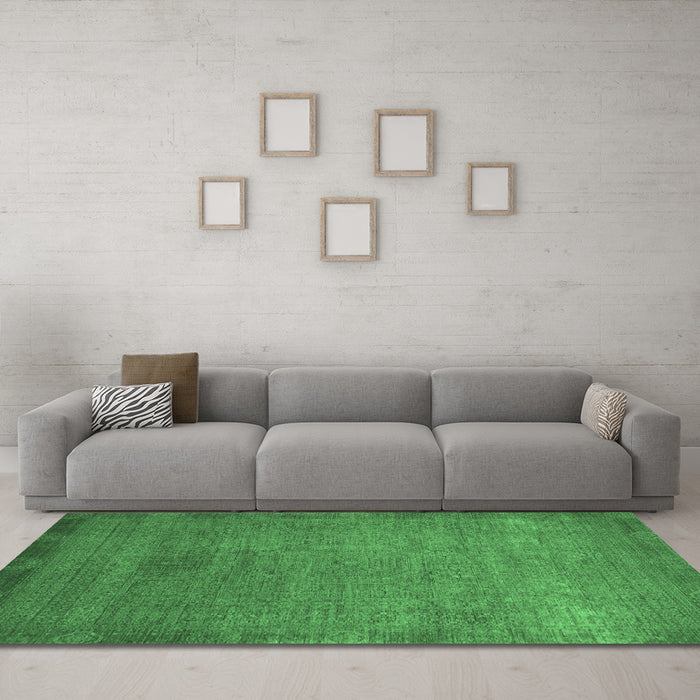 Machine Washable Oriental Emerald Green Modern Area Rugs in a Living Room,, wshabs1483emgrn