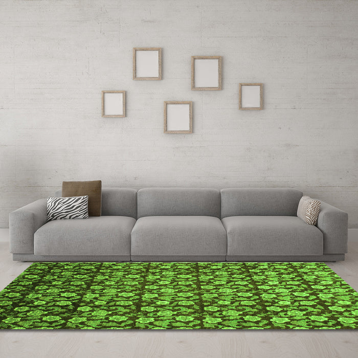 Machine Washable Abstract Green Modern Area Rugs in a Living Room,, wshabs1488grn