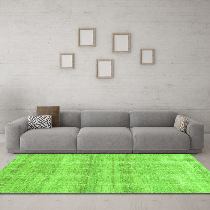 Machine Washable Abstract Green Modern Area Rugs in a Living Room,, wshabs1491grn