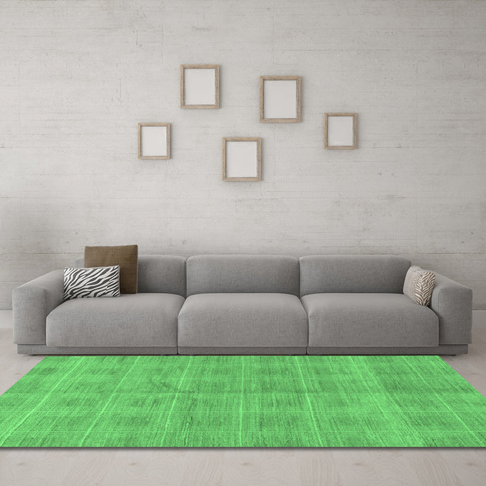 Machine Washable Checkered Emerald Green Modern Area Rugs in a Living Room,, wshabs1492emgrn