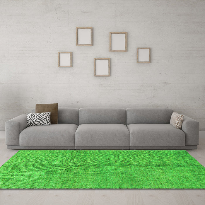 Machine Washable Abstract Green Modern Area Rugs in a Living Room,, wshabs1496grn