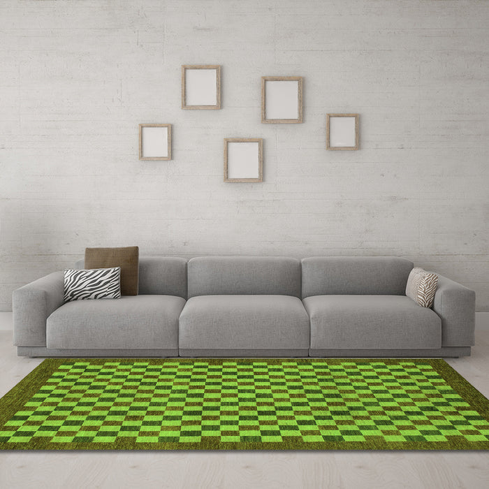 Machine Washable Checkered Green Modern Area Rugs in a Living Room,, wshabs1500grn