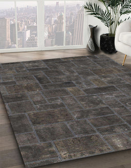 Abstract Carbon Gray Persian Rug in Family Room, abs1507