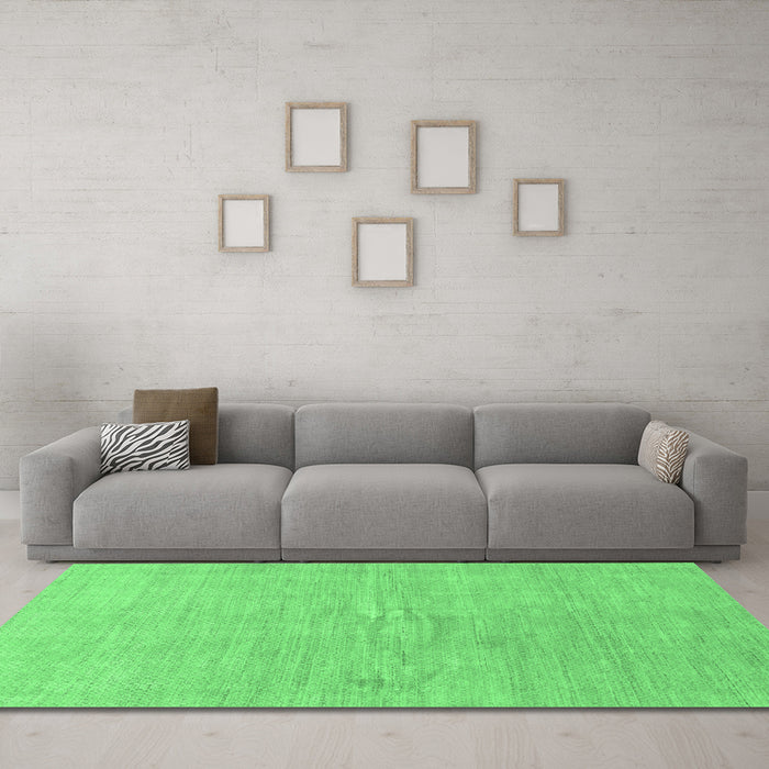 Machine Washable Abstract Emerald Green Modern Area Rugs in a Living Room,, wshabs1518emgrn