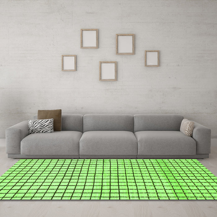 Machine Washable Solid Green Modern Area Rugs in a Living Room,, wshabs1521grn