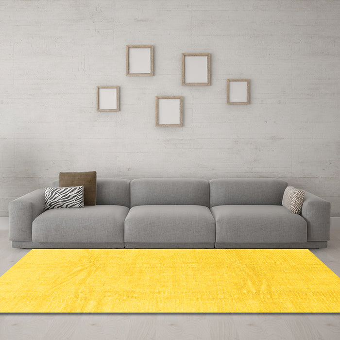 Machine Washable Abstract Yellow Modern Rug in a Living Room, wshabs1523yw