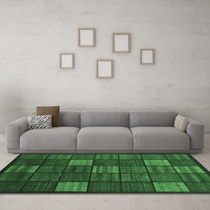 Machine Washable Checkered Emerald Green Modern Area Rugs in a Living Room,, wshabs1526emgrn