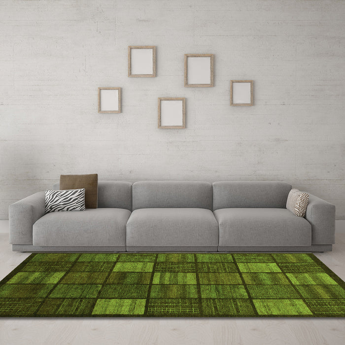 Machine Washable Checkered Green Modern Area Rugs in a Living Room,, wshabs1526grn