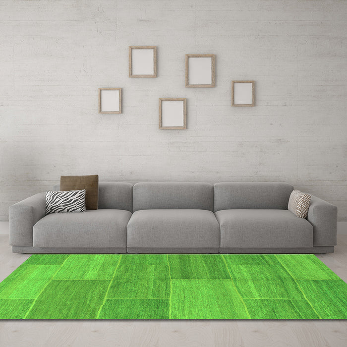 Machine Washable Abstract Green Modern Area Rugs in a Living Room,, wshabs1530grn