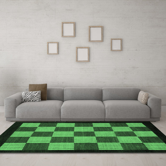 Machine Washable Checkered Emerald Green Modern Area Rugs in a Living Room,, wshabs1531emgrn
