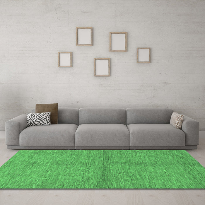 Machine Washable Abstract Emerald Green Modern Area Rugs in a Living Room,, wshabs1533emgrn