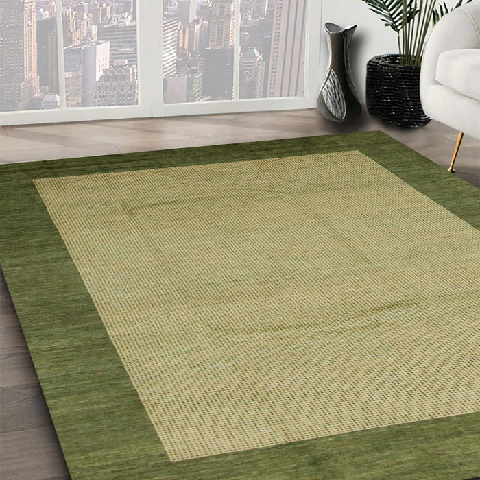 Machine Washable Abstract Metallic Gold Rug in a Family Room, wshabs1543