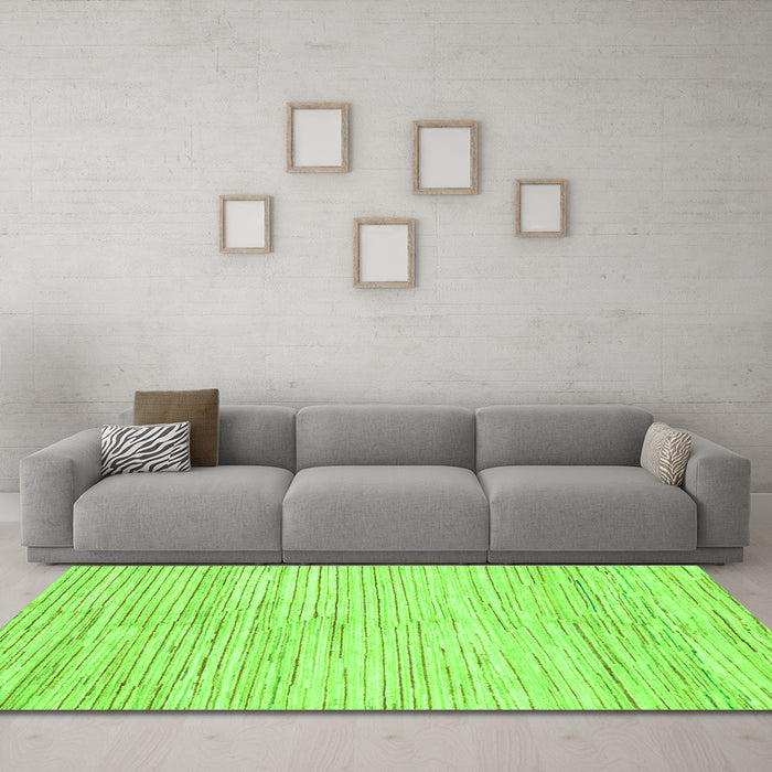 Machine Washable Solid Green Modern Area Rugs in a Living Room,, wshabs1545grn