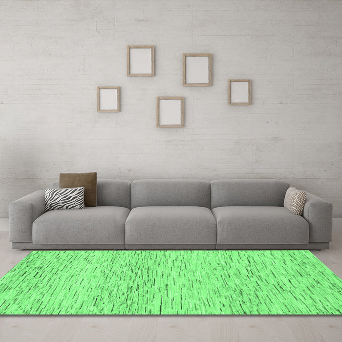 Machine Washable Solid Emerald Green Modern Area Rugs in a Living Room,, wshabs1546emgrn