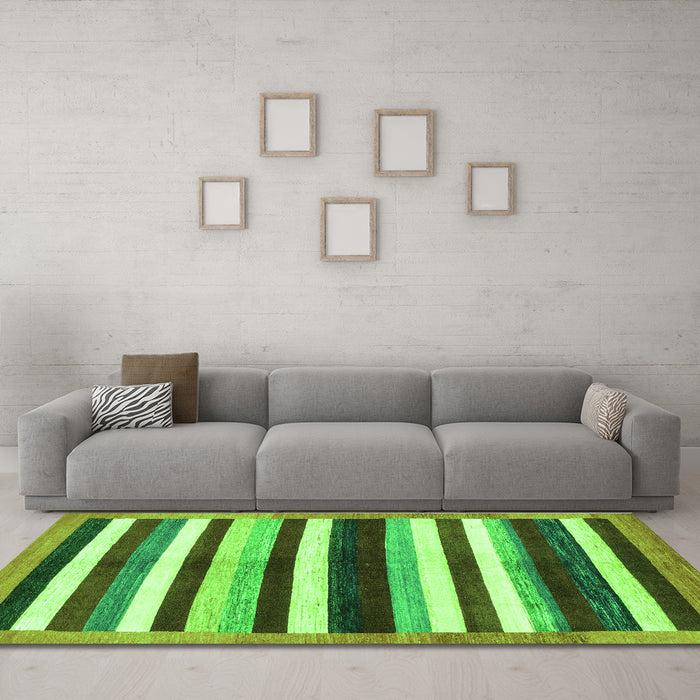 Machine Washable Abstract Green Modern Area Rugs in a Living Room,, wshabs1547grn