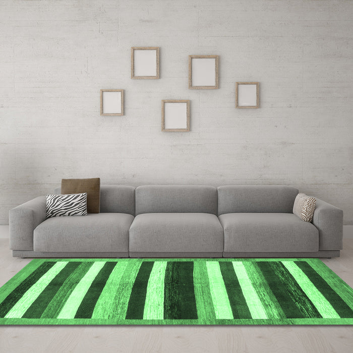 Machine Washable Abstract Emerald Green Modern Area Rugs in a Living Room,, wshabs1547emgrn